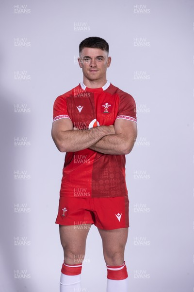 271025 - Wales Rugby Squad Portraits - Reuben Morgan-Williams