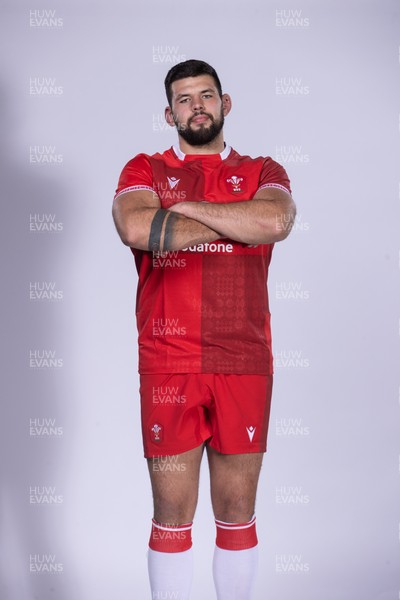 271025 - Wales Rugby Squad Portraits - Rhys Davies