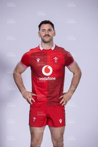 271025 - Wales Rugby Squad Portraits - Tomos Williams