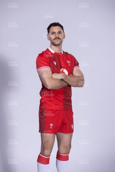 271025 - Wales Rugby Squad Portraits - Tomos Williams