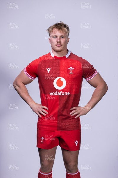 281025 - Wales Rugby Squad Portraits - Blair Murray