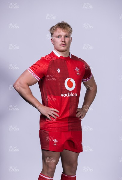 281025 - Wales Rugby Squad Portraits - Blair Murray