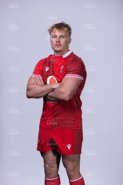 281025 - Wales Rugby Squad Portraits - Blair Murray