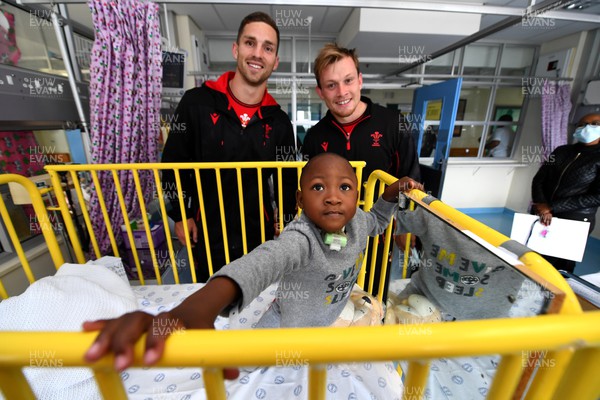 130722 - Wales Rugby Squad Members Visit Children’s Hospital in Cape Town - George North and Nick Tompkins meet children at Red Cross War Memorial Children's Hospital in Cape Town