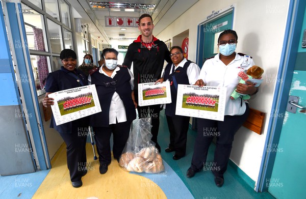 130722 - Wales Rugby Squad Members Visit Children’s Hospital in Cape Town - George North meet staff at Red Cross War Memorial Children's Hospital in Cape Town