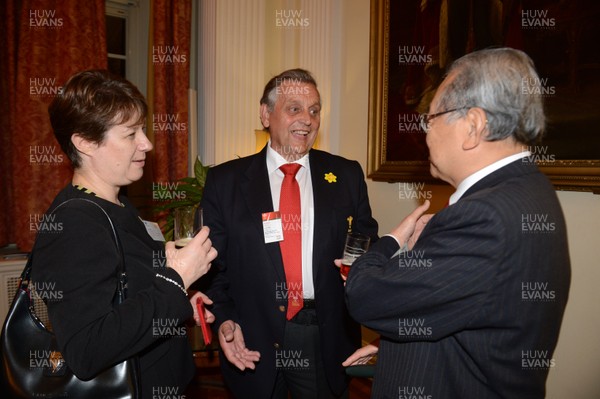 120613 - Wales Rugby Squad Visit British Embassy in Tokyo -Ray Wilton