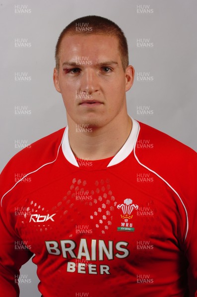 30.10.06 - Wales Autumn International Portraits 2006 - Gethin Jenkins 
