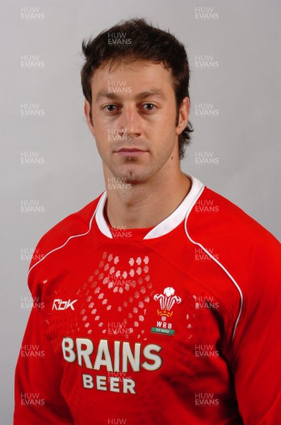 30.10.06 - Wales Autumn International Portraits 2006 - Hal Luscombe 