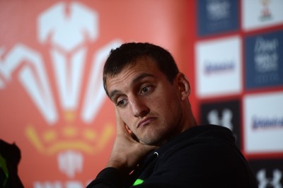 041114 - Wales Rugby Team Announcement -Wales captain Sam Warburton talks to media