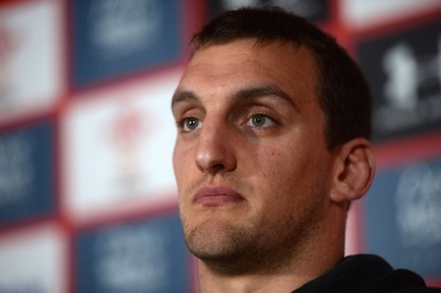 041114 - Wales Rugby Team Announcement -Wales captain Sam Warburton talks to media