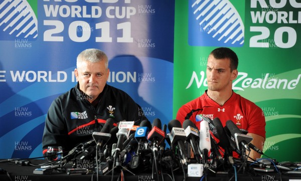 13.10.11 - Wales Rugby Team Announcement - Wales head coach Warren Gatland names his team to play France on Saturday with captain Sam Warburton(R). 