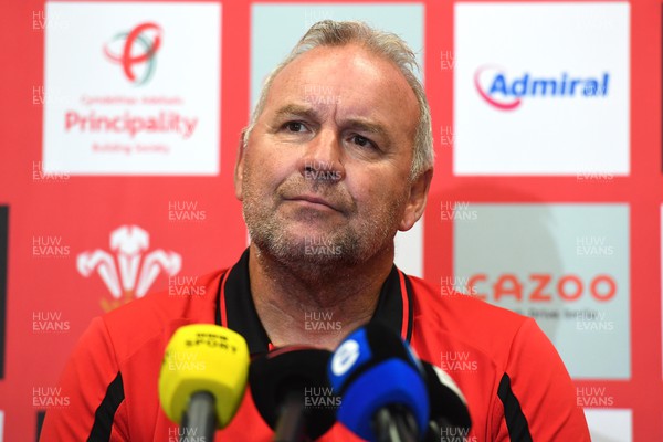 140722 - Wales Rugby Team Announcement - Wayne Pivac talks to media