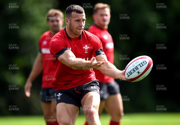150819 - Wales Rugby Team Announcement and Training - Gareth Davies during training