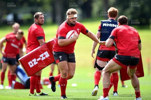 150819 - Wales Rugby Team Announcement and Training - Tomas Francis during training