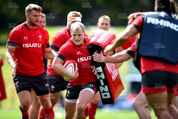 150819 - Wales Rugby Team Announcement and Training - Aled Davies during training