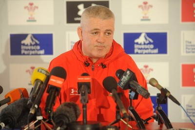 17.11.09 - Wales Rugby Team Announcement - Wales head coach Warren Gatland announces his team to play Argentina on Saturday. 