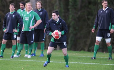 17.11.09 - Wales Rugby Training - Stephen Jones during training. 