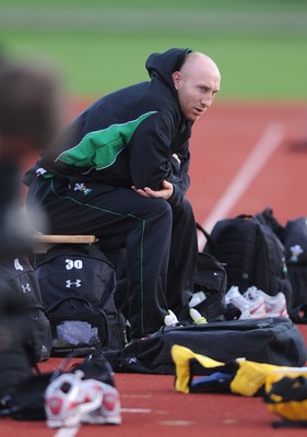 17.11.09 - Wales Rugby Training - Tom Shanklin sits out during training. 