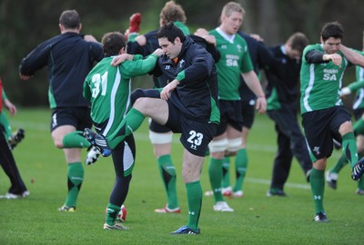 17.11.09 - Wales Rugby Training - Stephen Jones during training. 