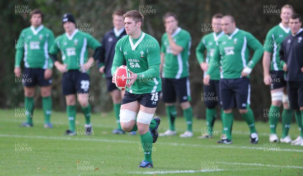 17.11.09 - Wales Rugby Training - Dan Lydiate during training. 