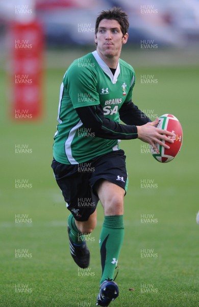 17.11.09 - Wales Rugby Training - James Hook during training. 
