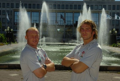 05.09.07 - Wales Rugby World Cup Training - France - Martyn Williams(L) and Alun Wyn Jones outside City Hall in St Nazaire, France 