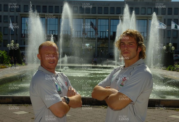 05.09.07 - Wales Rugby World Cup Training - France - Martyn Williams(L) and Alun Wyn Jones outside City Hall in St Nazaire, France 