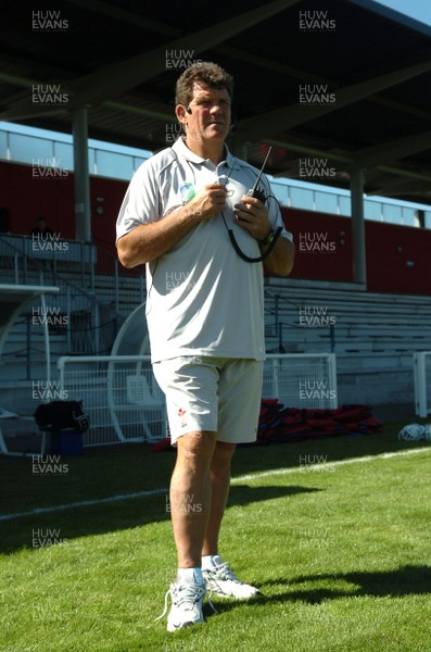 05.09.07 - Wales Rugby World Cup Training - France - Wales Coach, Gareth Jenkins looks on during training 
