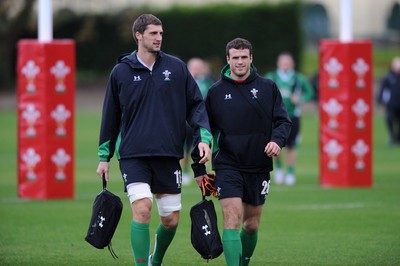 24.11.09 - Wales Rugby Training - Luke Charteris and Jamie Roberts arrive for training. 