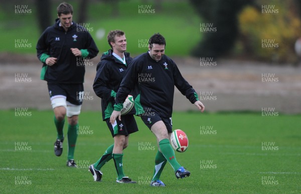 24.11.09 - Wales Rugby Training - Luke Charteris, Dwayne Peel and Stephen Jones in action during training. 