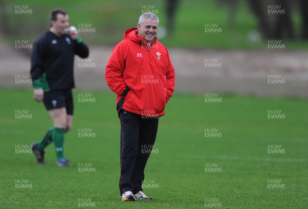24.11.09 - Wales Rugby Training - Wales head coach Warren Gatland during training. 