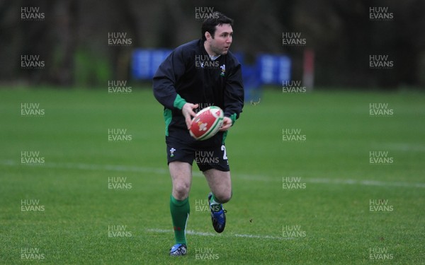 24.11.09 - Wales Rugby Training - Stephen Jones in action during training. 