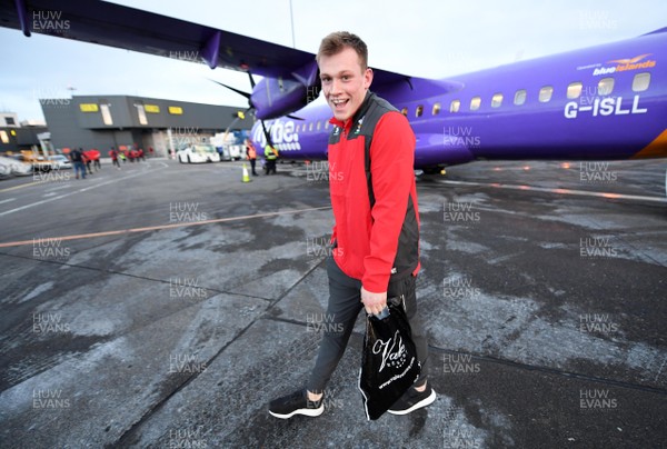060220 - Wales Rugby Team Travel to Dublin -  Nick Tompkins after arriving in Dublin