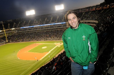 Wales Rugby Team Visit Chicago White Sox 030609