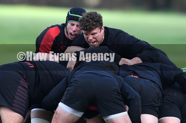 010222 - Wales Rugby Training - Adam Beard and Will Rowlands during training