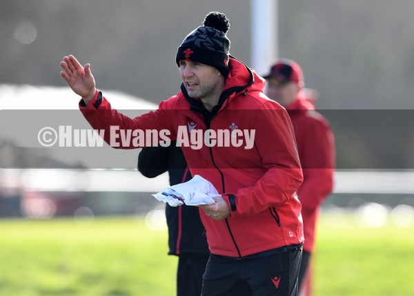 010222 - Wales Rugby Training - Stephen Jones during training