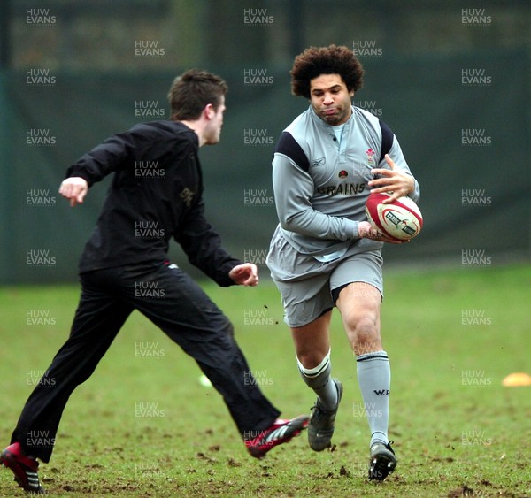 010206  Wales rugby training,Cardiff  Colin Charvis gets past Ceri Sweeney   