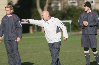 01.02.08  Wales rugby training at St Paul's School,Mortlake. Wales defence coach Shaun Edwards during trainin today(FRI)