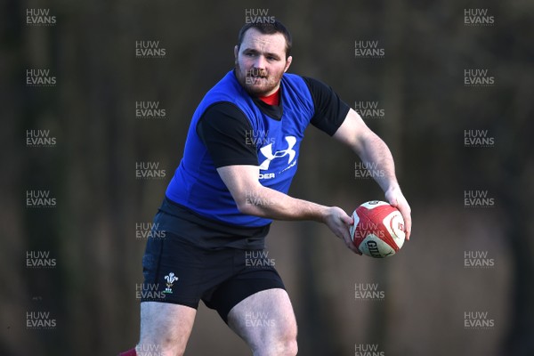 010218 - Wales Rugby Training - Ken Owens during training