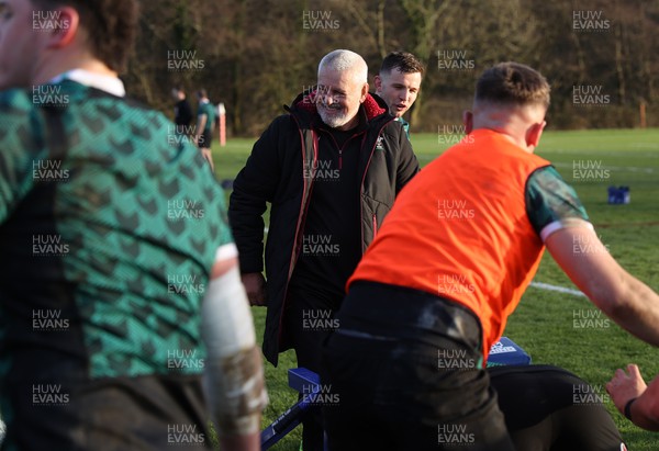 010224 - Wales Rugby Training in the week leading up to their first 6 Nations game against Scotland - Warren Gatland, Head Coach during training