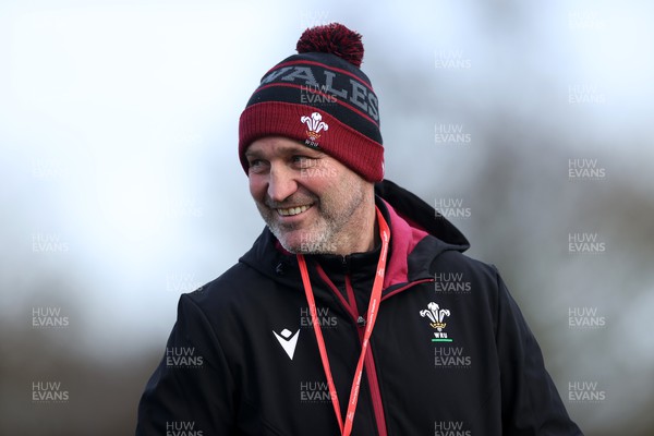 010224 - Wales Rugby Training in the week leading up to their first 6 Nations game against Scotland - Alex King, Attack Coach during training