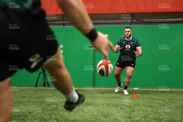 010324 - Wales Rugby Training in the National Centre of Excellence (NCE) - Harri O'Connor during training