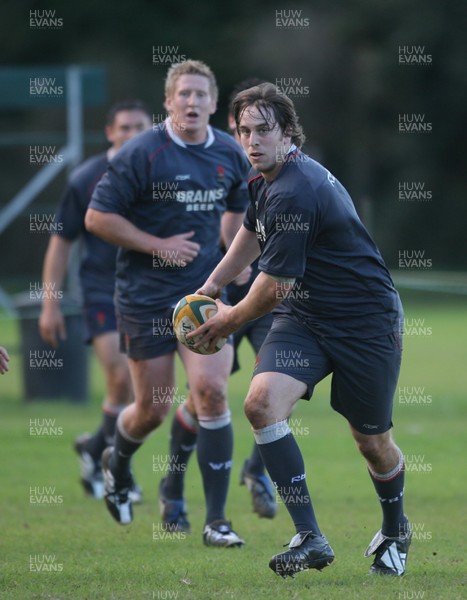 01.06.08 Wales rugby in S.Africa... Ryan Jones passes  during training at Westerford High School in Cape Town.   