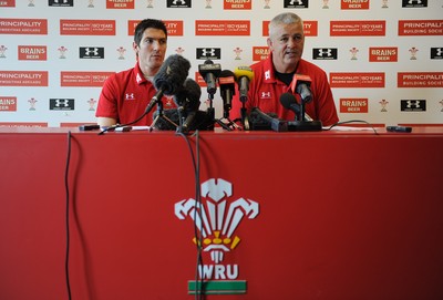 Wales Rugby Training 010610