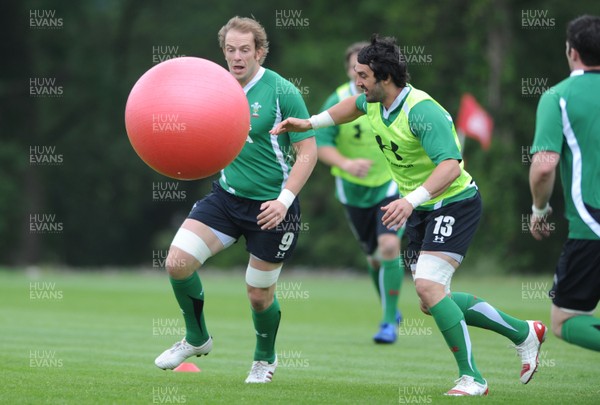 01.06.10 - Wales Rugby Training - Alun Wyn Jones and Jonathan Thomas in action during training. 