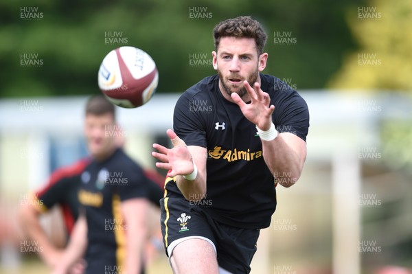 010617 - Wales Rugby Training - Alex Cuthbert during training