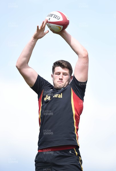 010617 - Wales Rugby Training - Rory Thornton during training