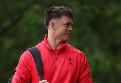 010626 - Wales Rugby Training on the first day of camp at the start of the Nations Championship - Reuben Morgan-Williams arrives at training