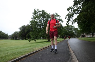 010626 - Wales Rugby Training on the first day of camp at the start of the Nations Championship - Aaron Wainwright arrives at training