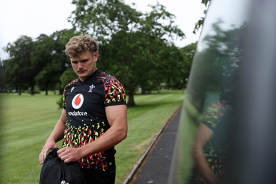 010626 - Wales Rugby Training on the first day of camp at the start of the Nations Championship - Taine Plumtree arrives at training